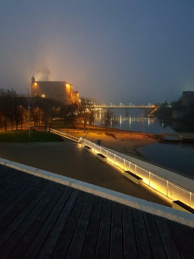 Castle View Apartment Narva Buitenkant foto